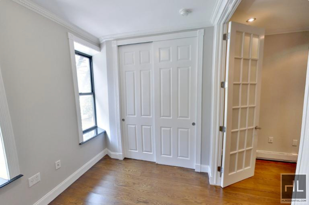 West 103 Street - Photo 3