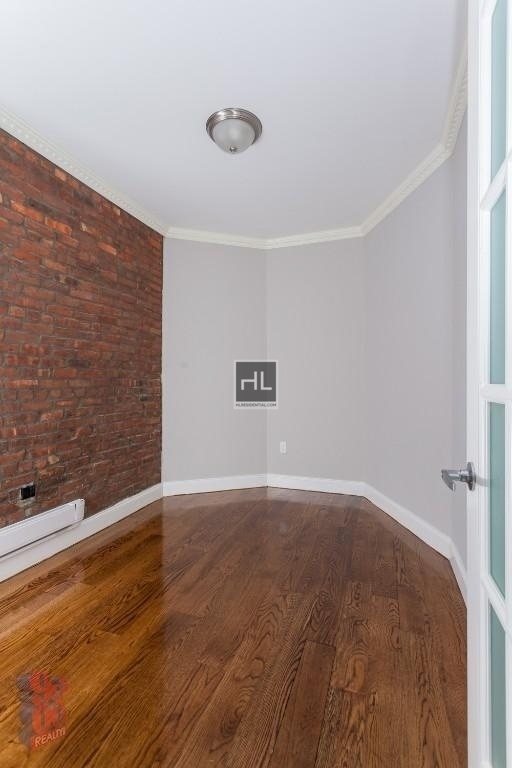 W 103rd St. - Photo 4