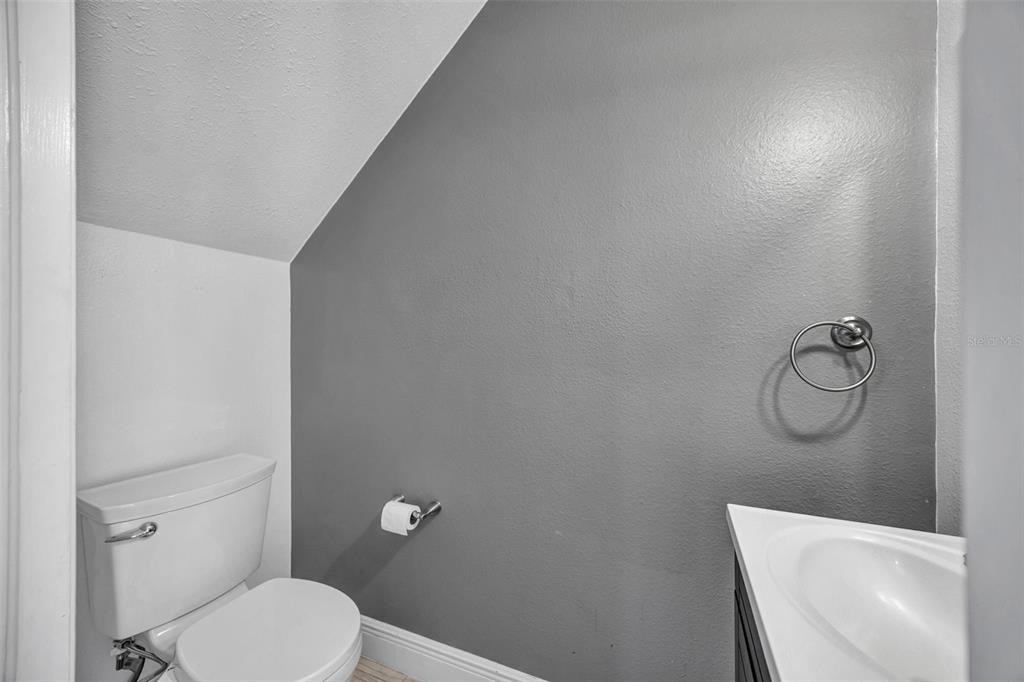 6127 Bayside Key Drive - Photo 17