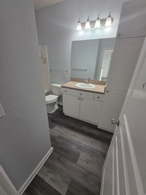 9401 Crescent Loop Circle - Photo 7