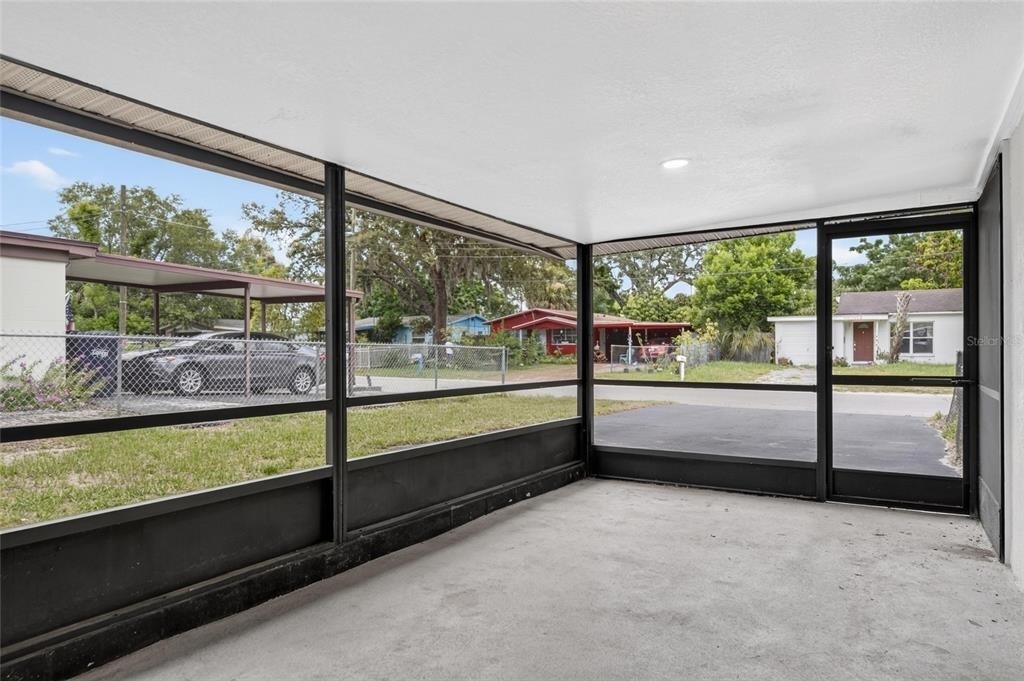 10004 N 25th Street - Photo 33