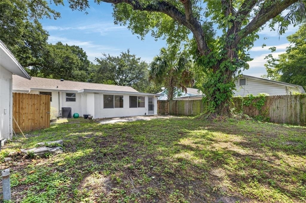 1005 E Flora Street - Photo 39