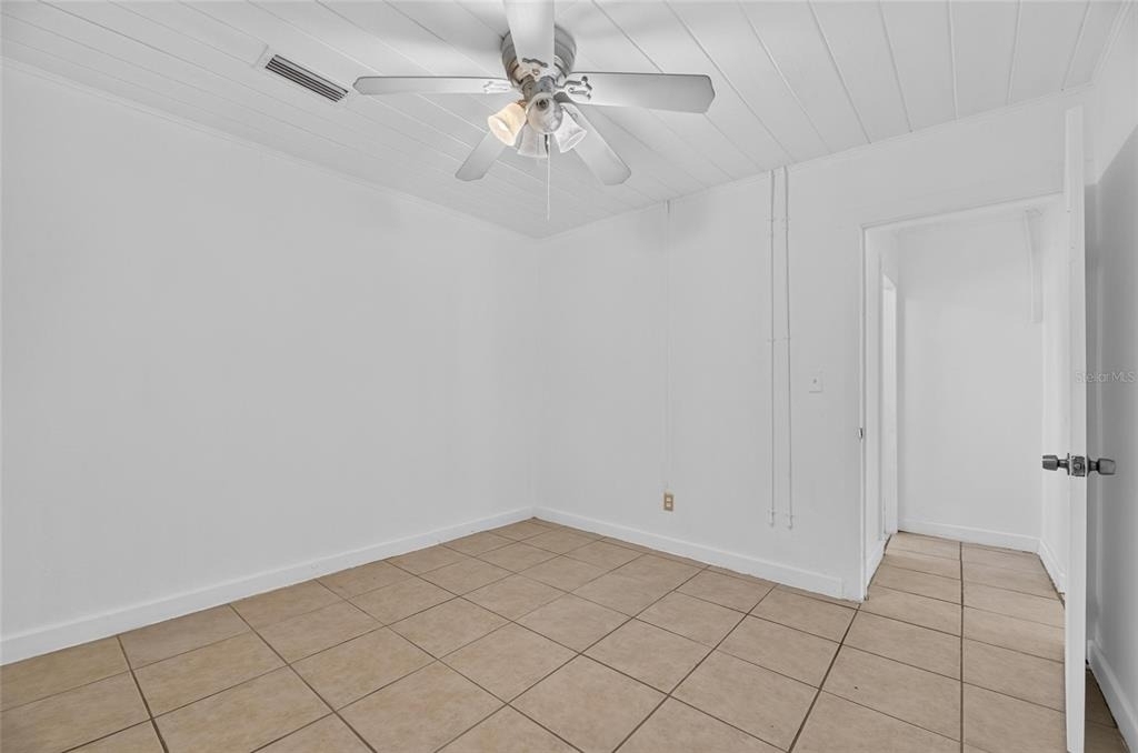 1005 E Flora Street - Photo 28