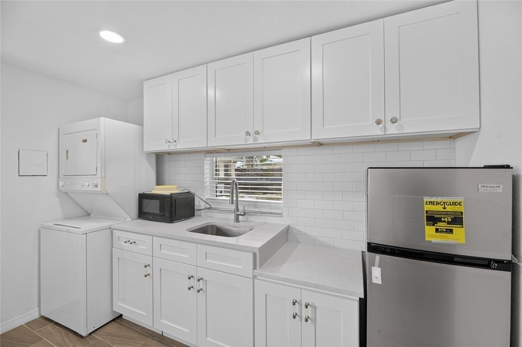 1005 E Flora Street - Photo 52