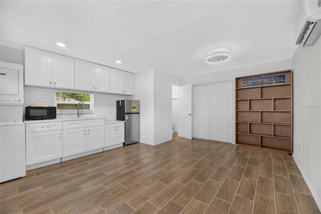 1005 E Flora Street - Photo 49