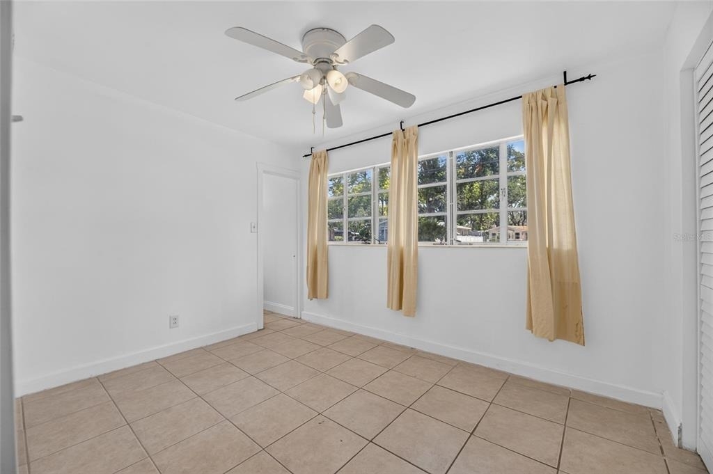 1005 E Flora Street - Photo 20
