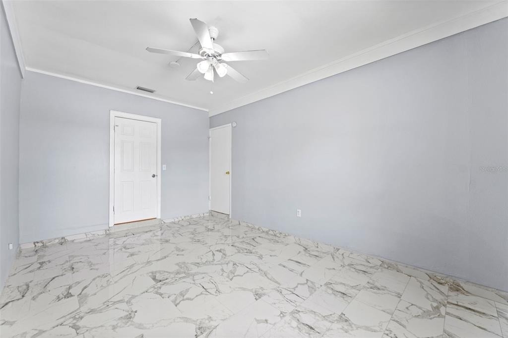 3230 51st Street N - Photo 10