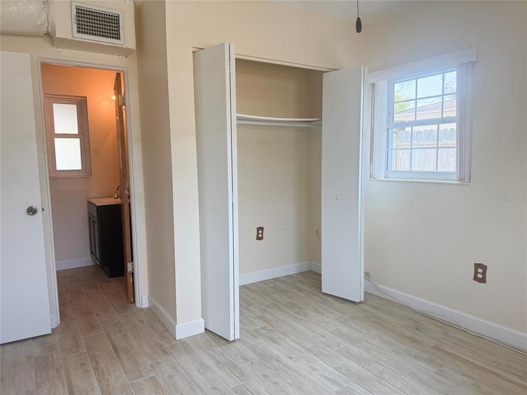 8916 Narcissus Avenue - Photo 7
