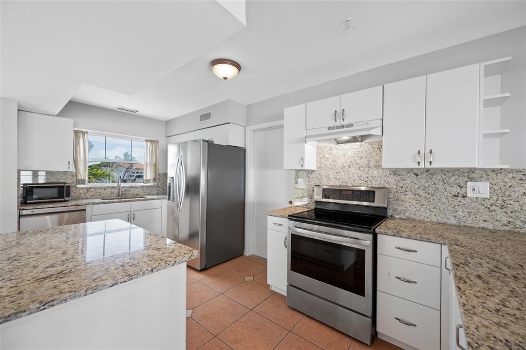 5056 42nd Street S - Photo 15