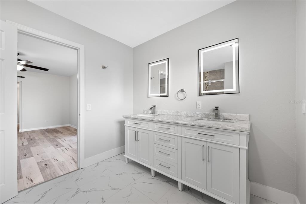 5056 42nd Street S - Photo 40