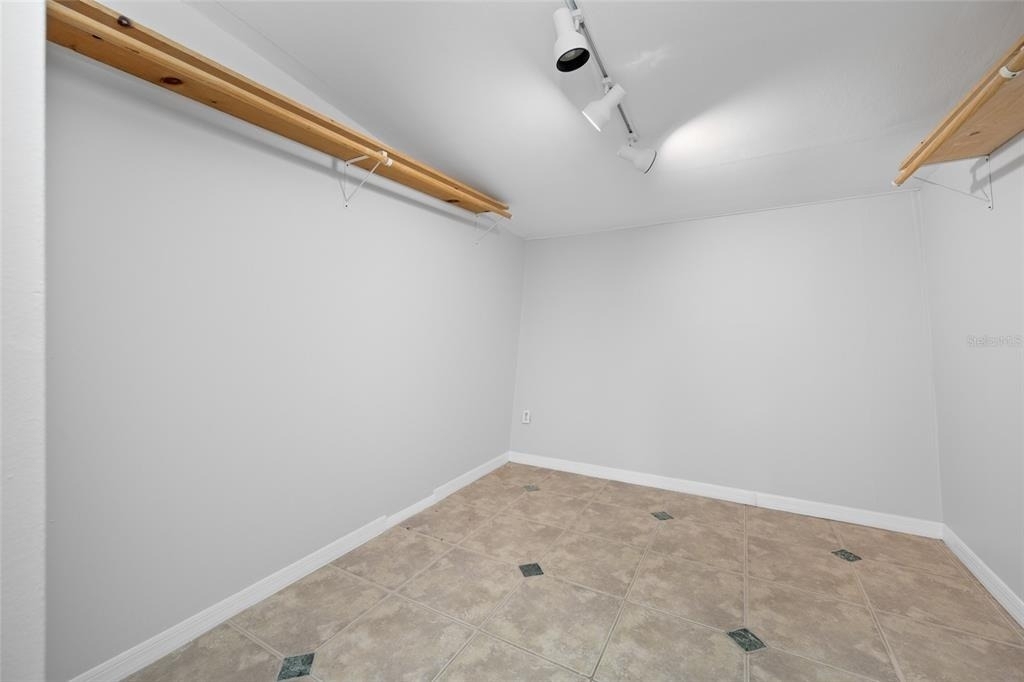 5056 42nd Street S - Photo 36