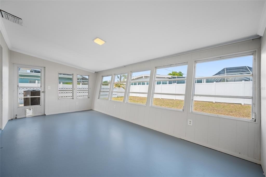 5056 42nd Street S - Photo 45