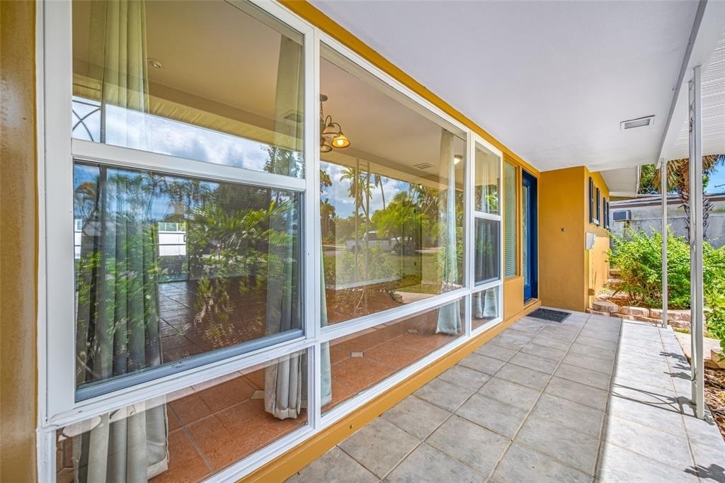 5056 42nd Street S - Photo 3
