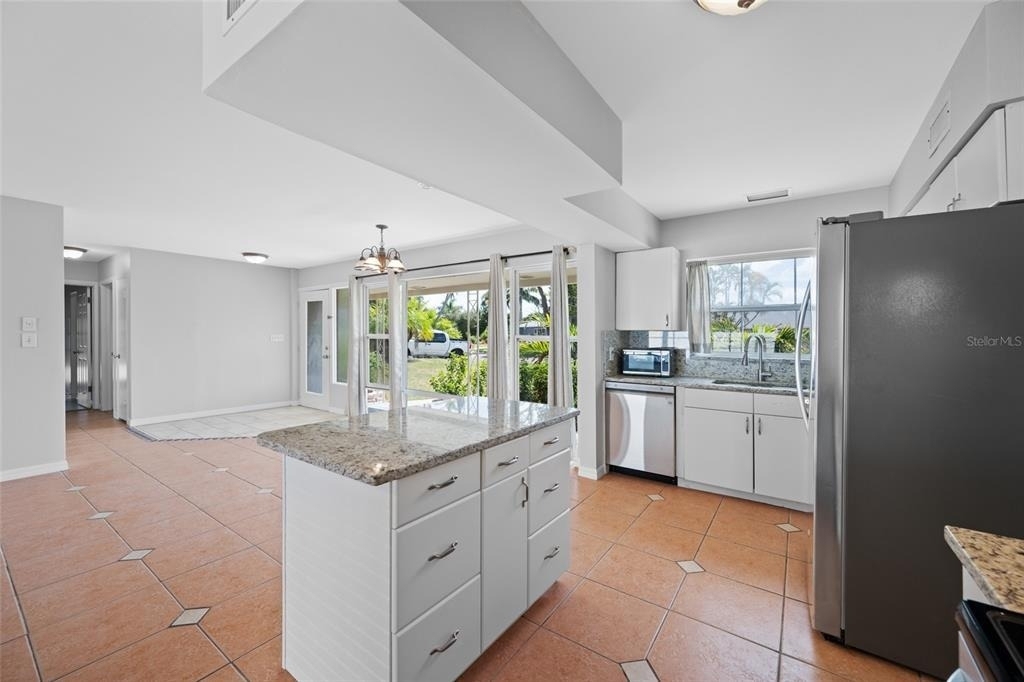 5056 42nd Street S - Photo 17