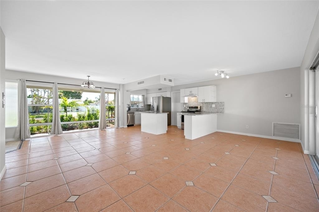 5056 42nd Street S - Photo 22