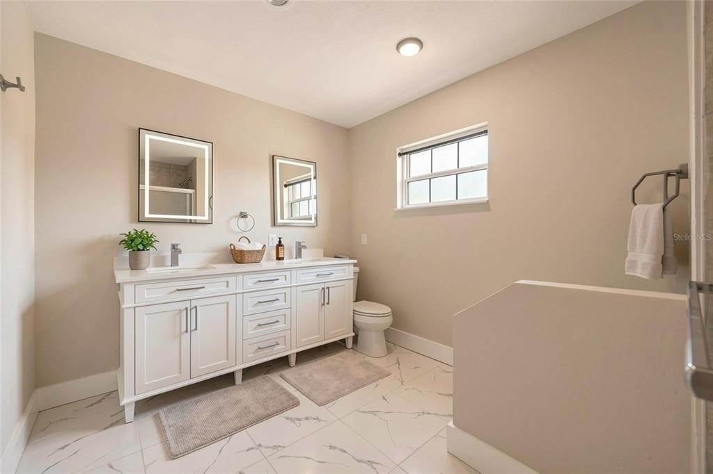 5056 42nd Street S - Photo 10
