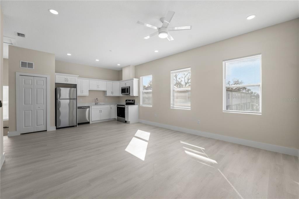 6976 Belltree Court - Photo 4