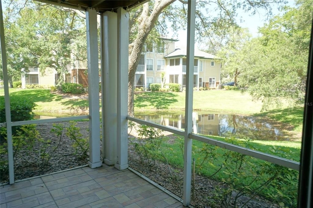 10122 Winsford Oak Boulevard - Photo 12