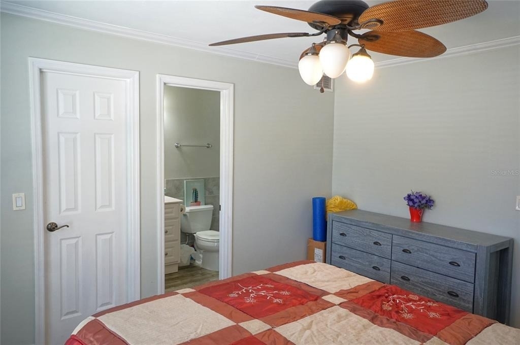 10122 Winsford Oak Boulevard - Photo 8