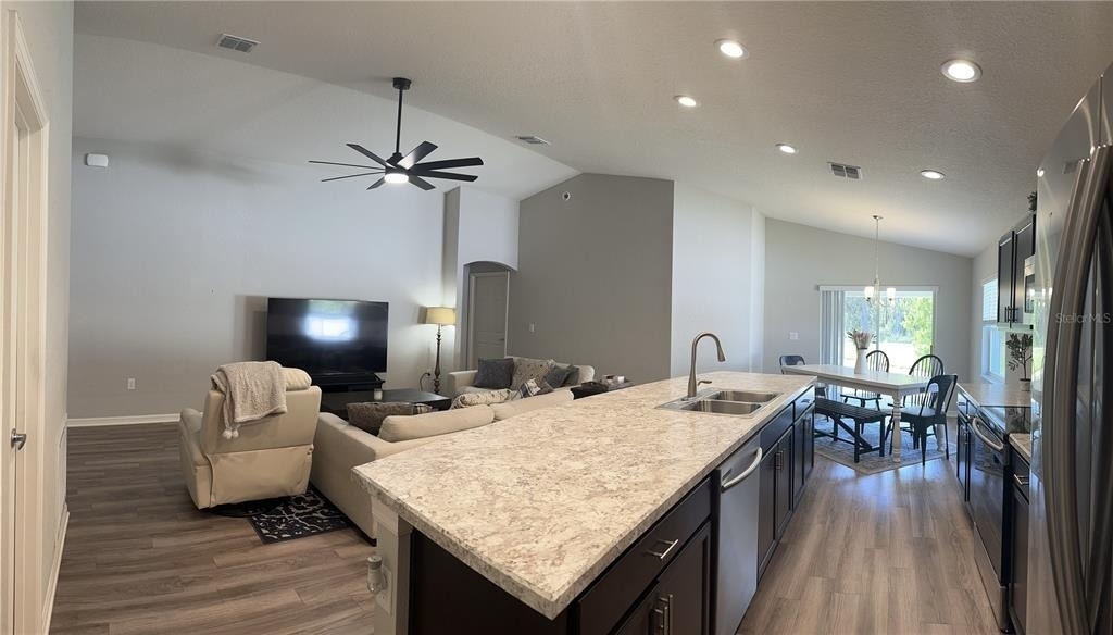 6911 Gideon Cir - Photo 8