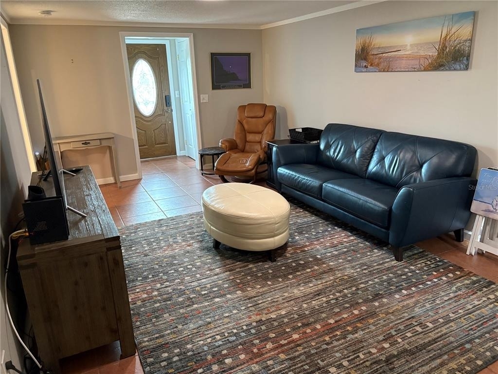 1010 Osprey Court - Photo 6