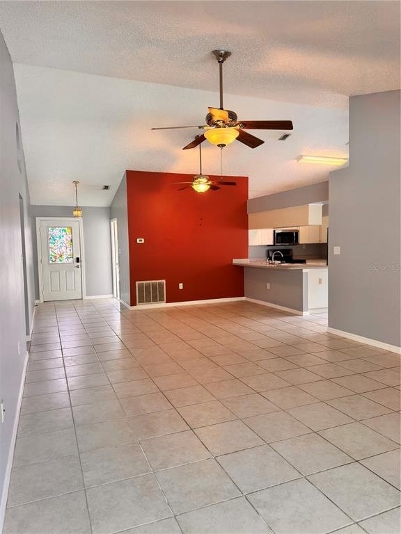 2070 Sarah Louise Drive - Photo 5