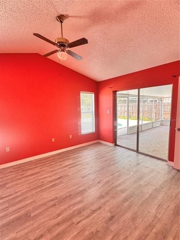 2070 Sarah Louise Drive - Photo 18