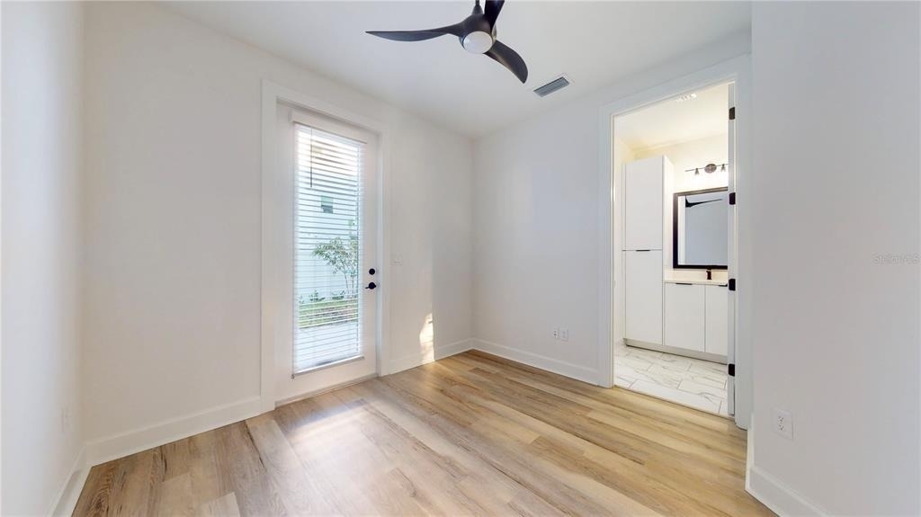 1520 N Pierce Street - Photo 3