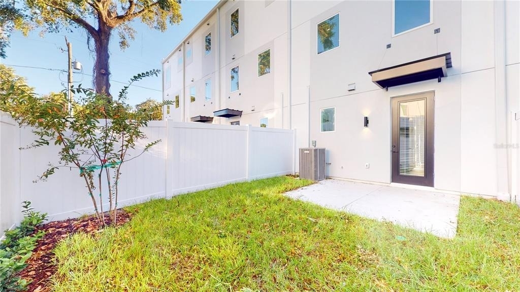 1520 N Pierce Street - Photo 32