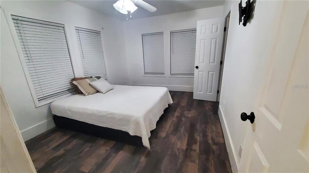 1034 16th Avenue S - Photo 3