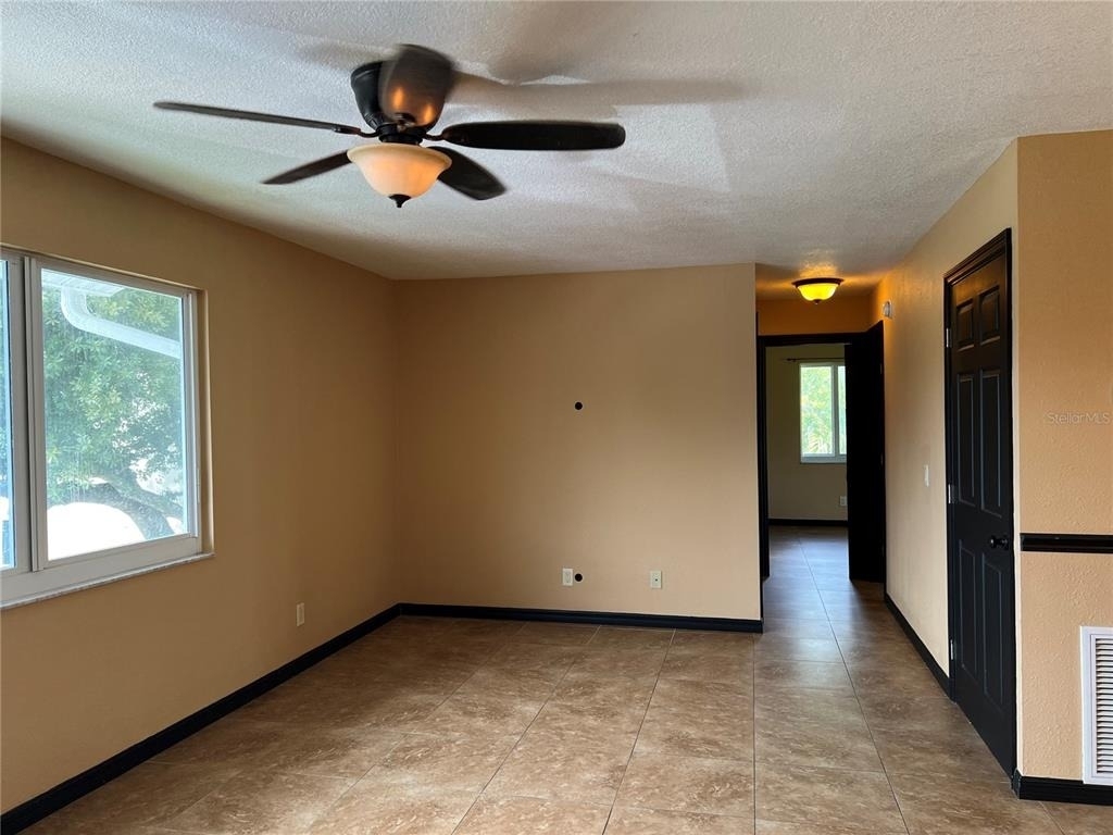 22481 Westchester Boulevard - Photo 5