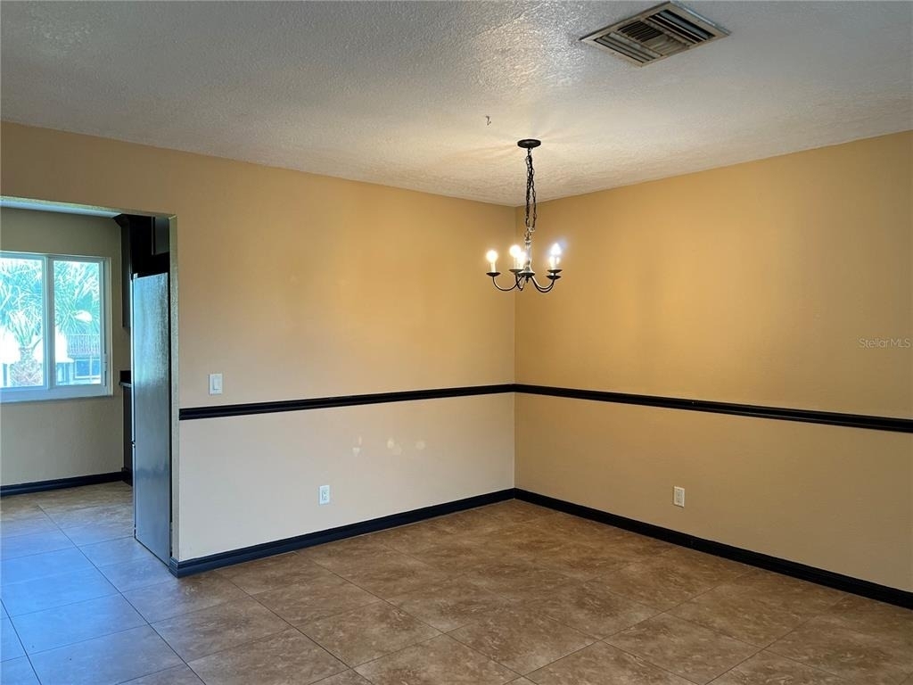 22481 Westchester Boulevard - Photo 7