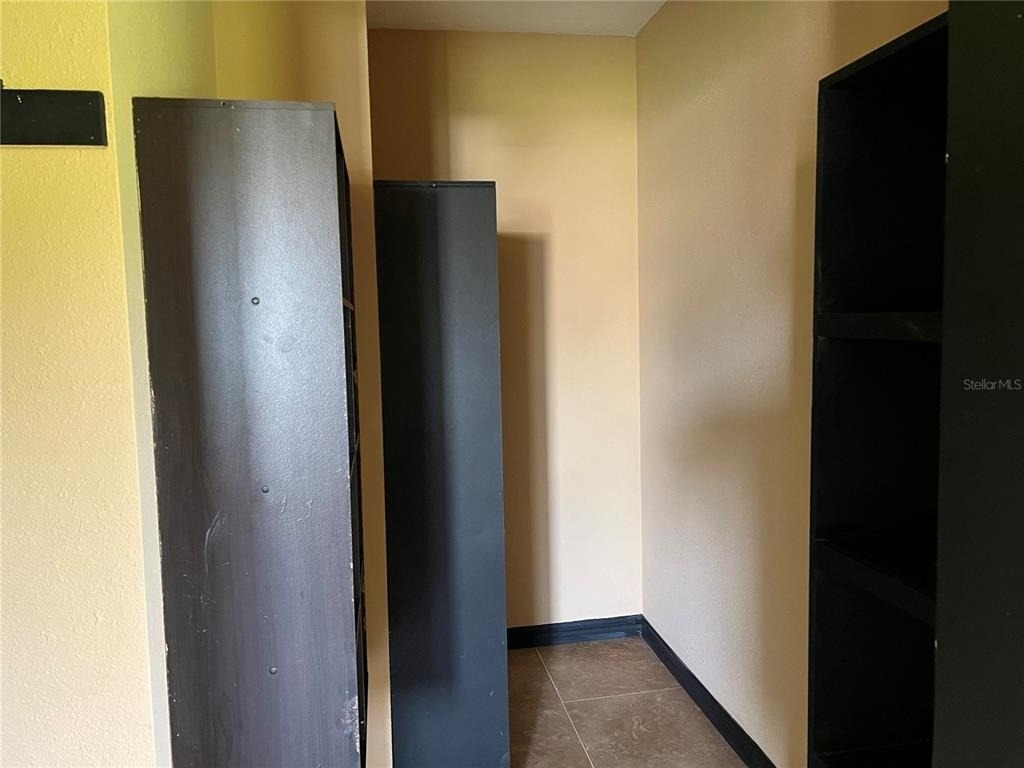 22481 Westchester Boulevard - Photo 17