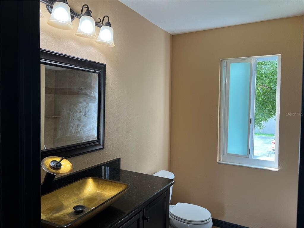 22481 Westchester Boulevard - Photo 22