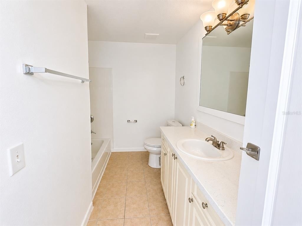 1218 Bermuda Lakes Lane - Photo 17