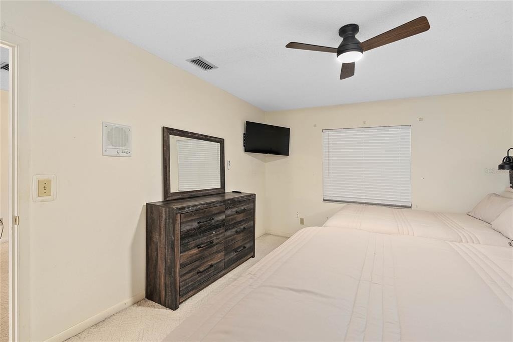 1435 Paula Drive - Photo 7