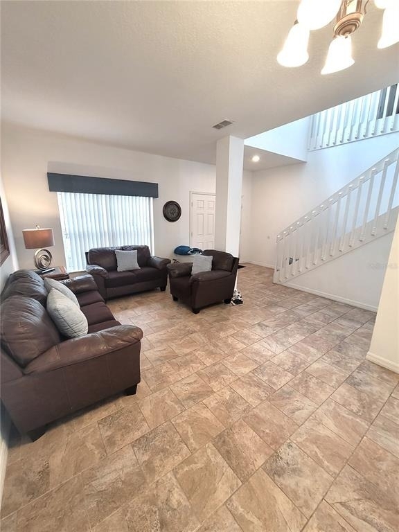 183 Highgate Park Boulevard - Photo 2