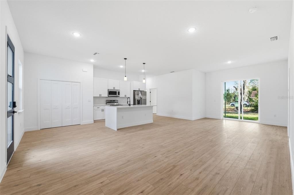 2652 W Paragon Lane - Photo 9
