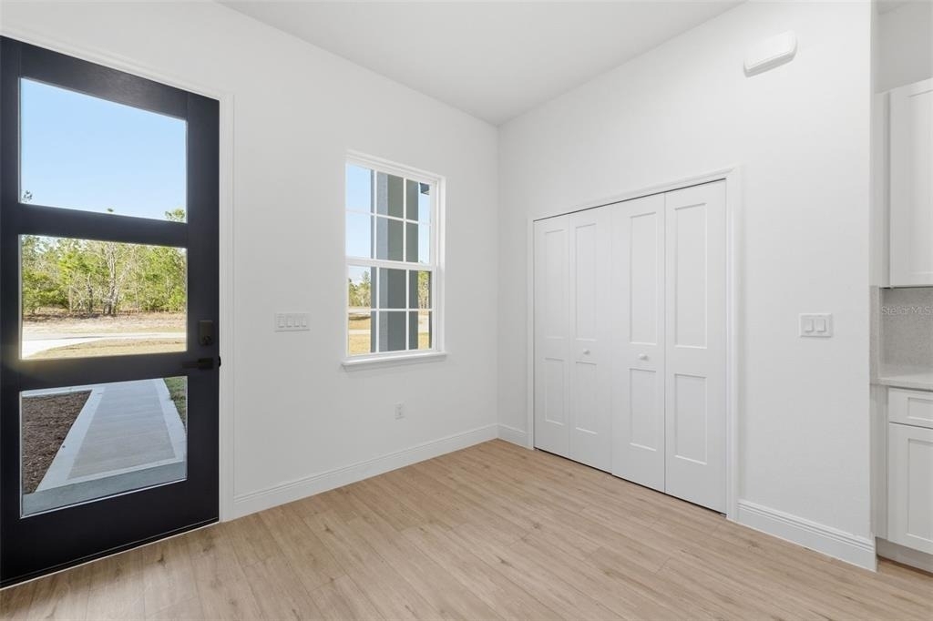 2652 W Paragon Lane - Photo 12
