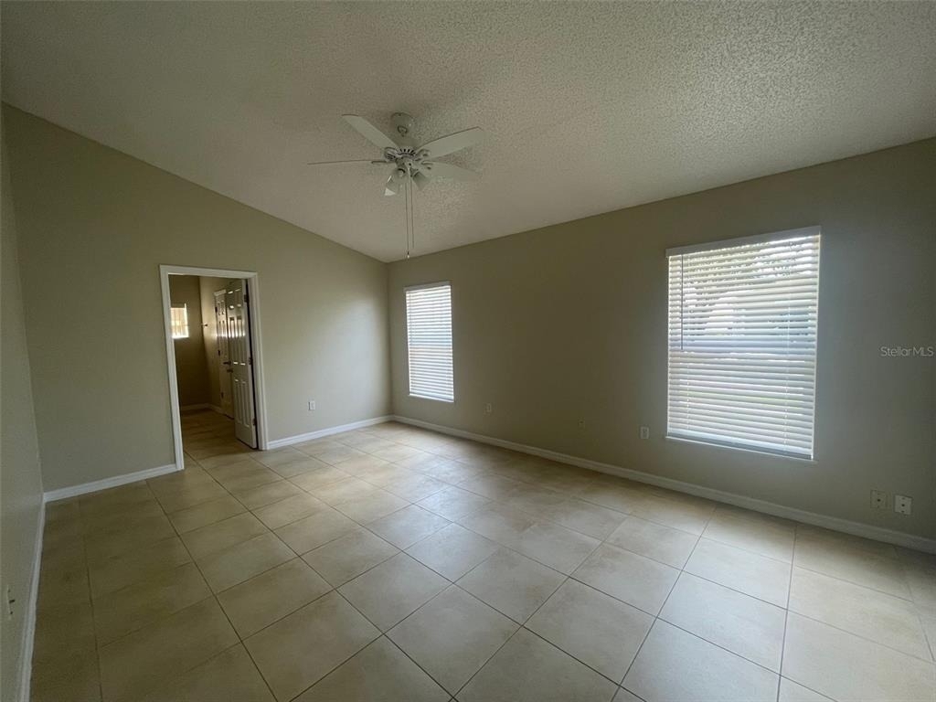 4312 Iveyglen Avenue - Photo 8