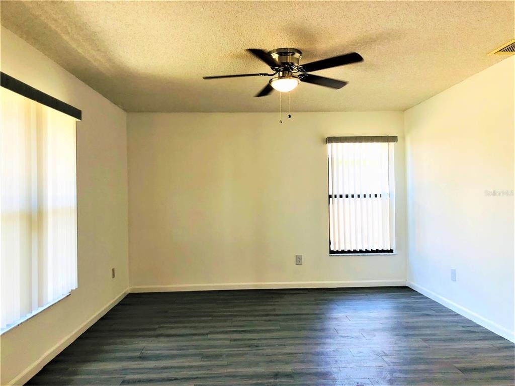 1005 Aviles Court - Photo 2