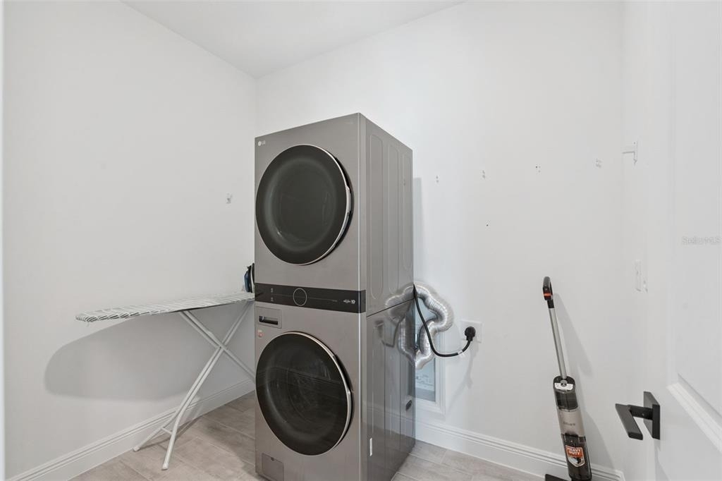 2025 Axel Street - Photo 30
