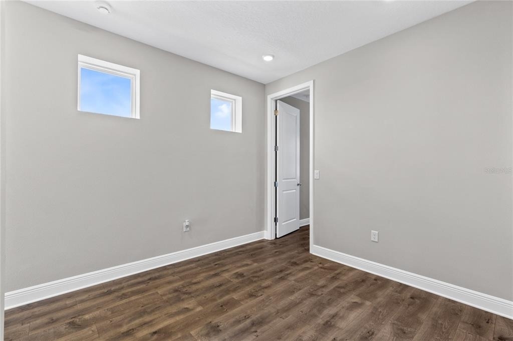 10205 Pearson Avenue - Photo 12