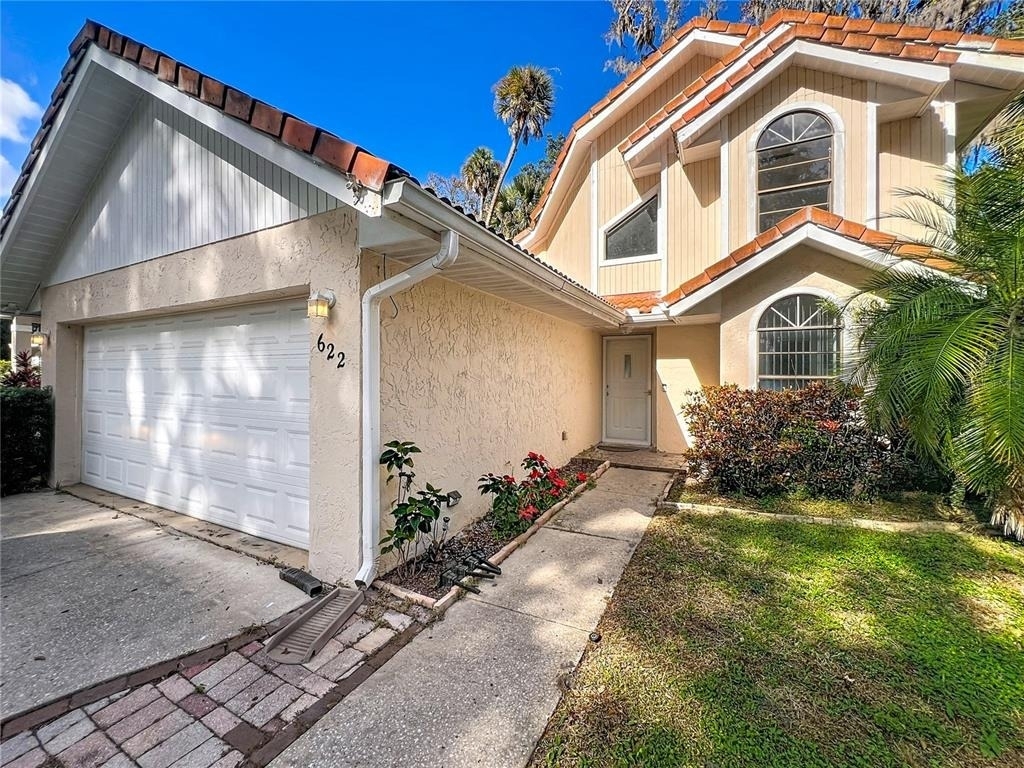 622 Anhinga Road - Photo 0