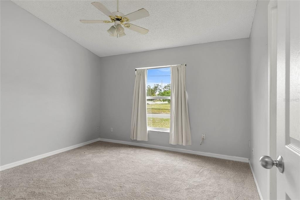301 S Capen Ave - Photo 14
