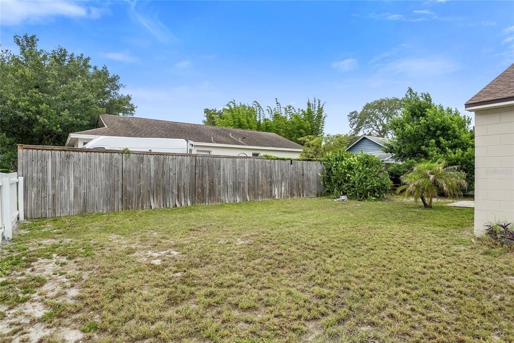 301 S Capen Ave - Photo 25