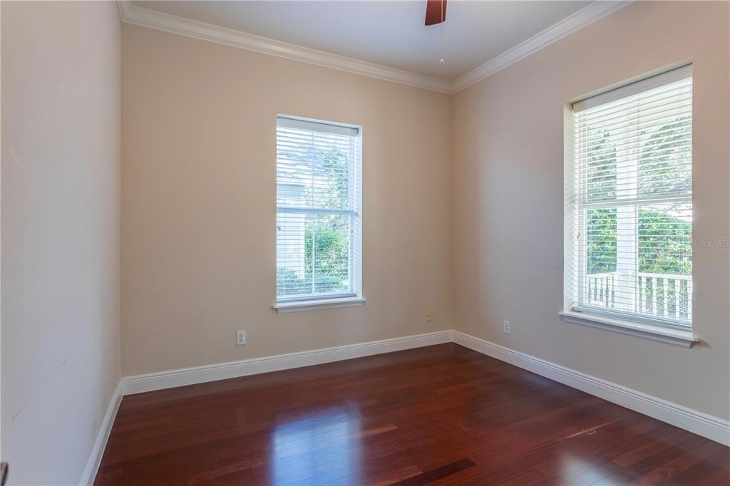 1608 Hanks Avenue - Photo 9