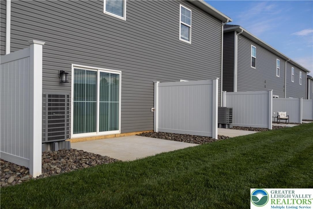 1411 Greenview Drive - Photo 23