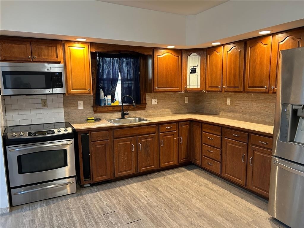 138 S 3rd Street - Photo 3