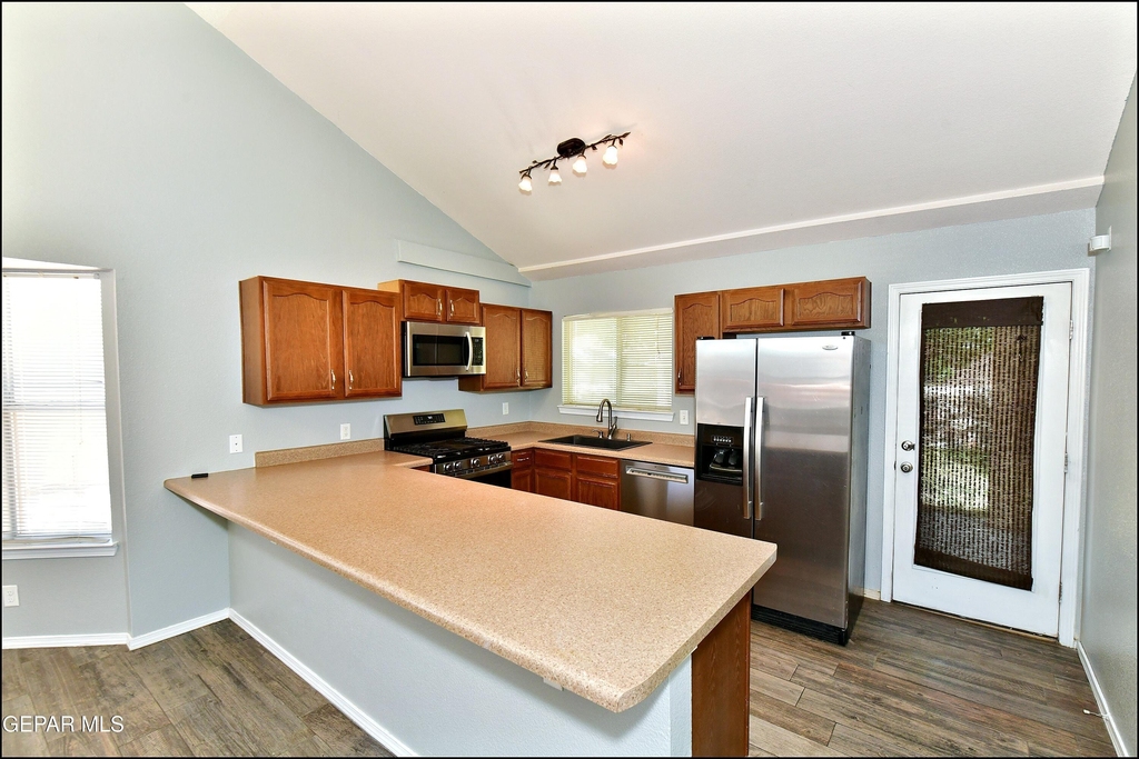 804 Margarita Street - Photo 15